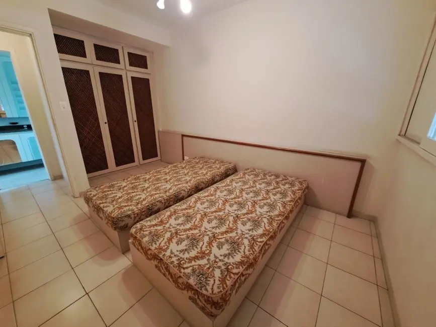 Foto 4 de Apartamento com 2 quartos à venda, 80m2 em Guaruja - SP