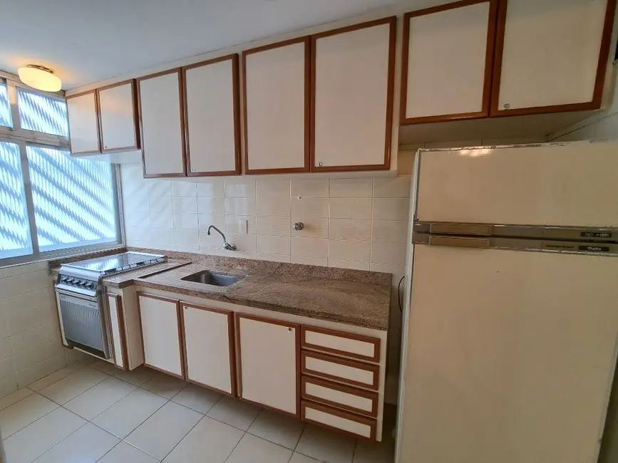 Foto 8 de Apartamento com 2 quartos à venda, 80m2 em Guaruja - SP