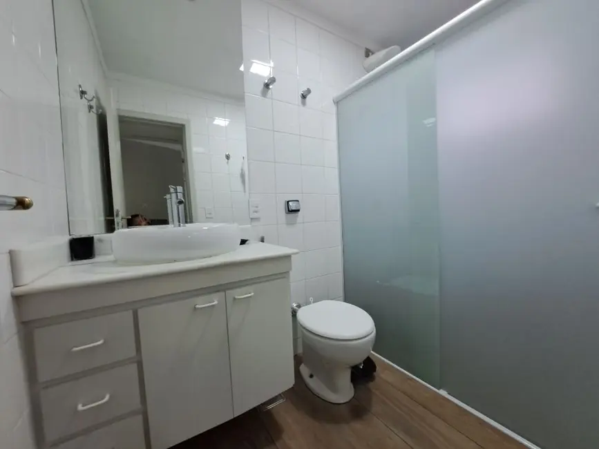 Apartamento com 3 quartos à venda, 105m2 em Guaruja - SP - imagem 8 Foto 8 de Apartamento com 3 quartos à venda, 105m2 em Guaruja - SP