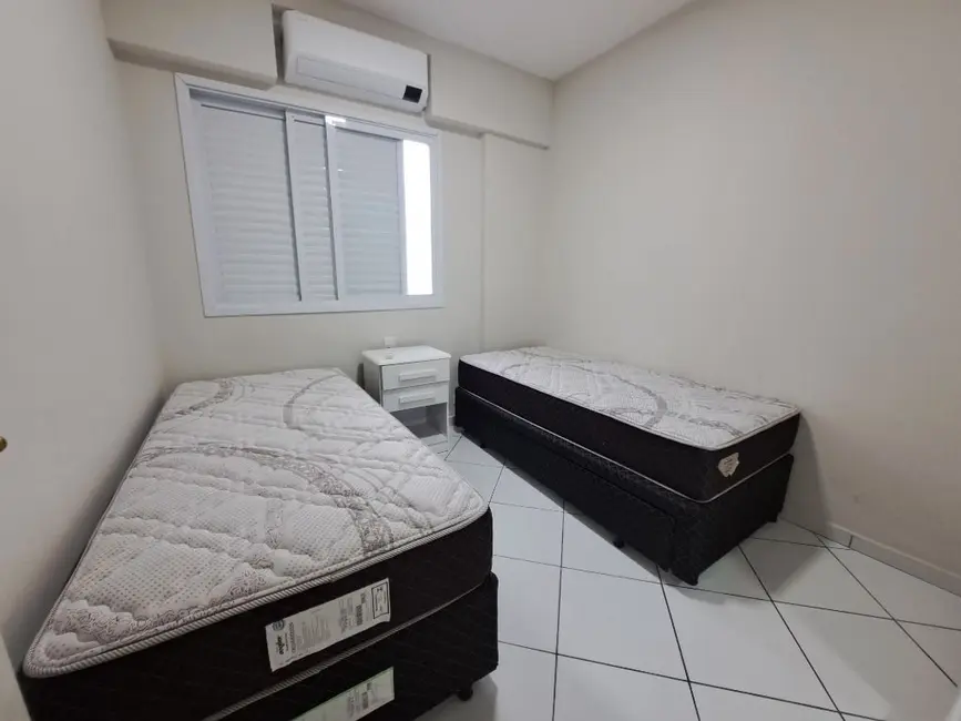 Apartamento com 3 quartos à venda, 105m2 em Guaruja - SP - imagem 9 Foto 9 de Apartamento com 3 quartos à venda, 105m2 em Guaruja - SP