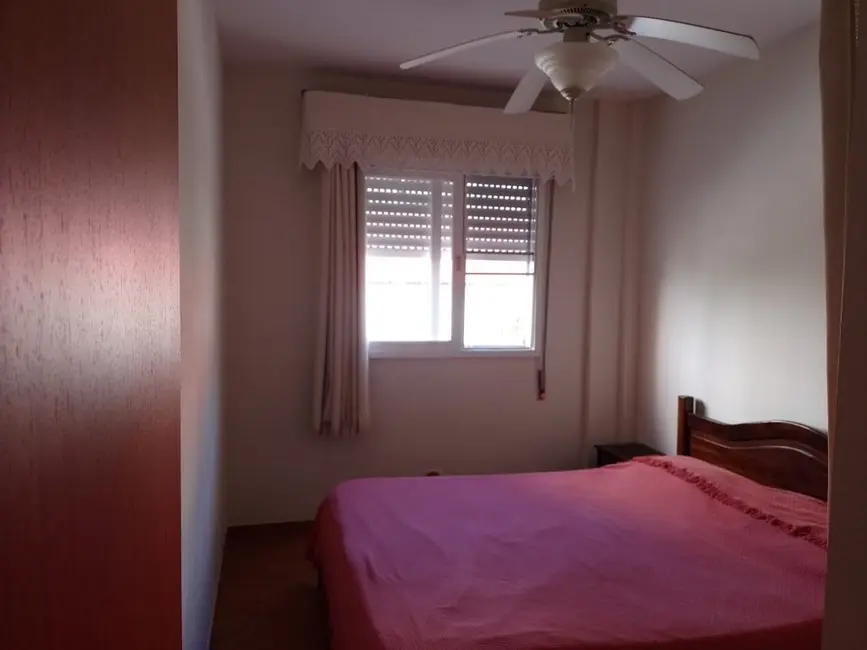 Foto 7 de Apartamento com 3 quartos à venda, 87m2 em Guaruja - SP