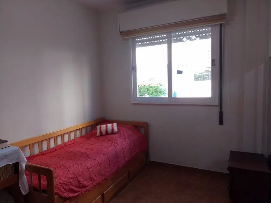 Foto 9 de Apartamento com 3 quartos à venda, 87m2 em Guaruja - SP