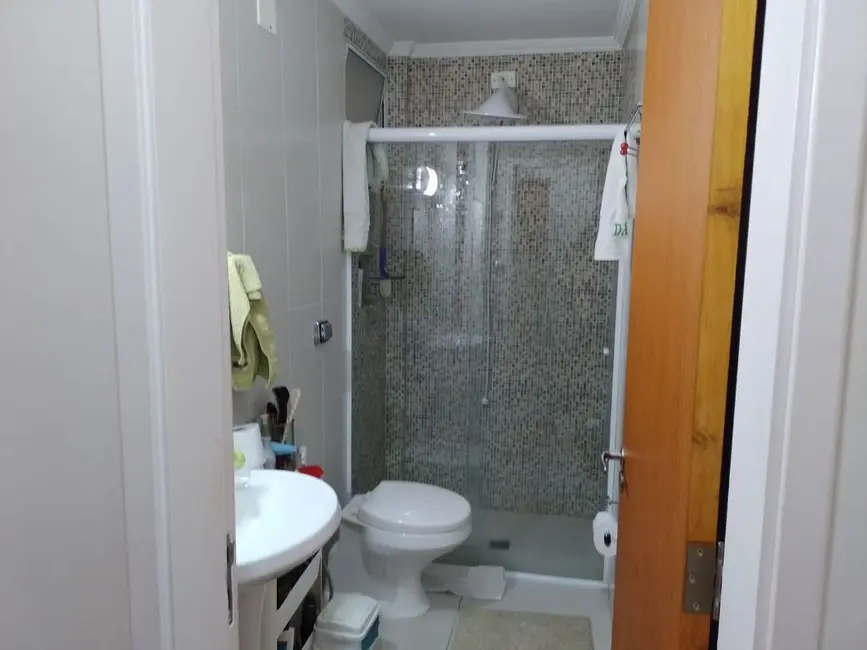 Foto 6 de Apartamento com 3 quartos à venda, 87m2 em Guaruja - SP