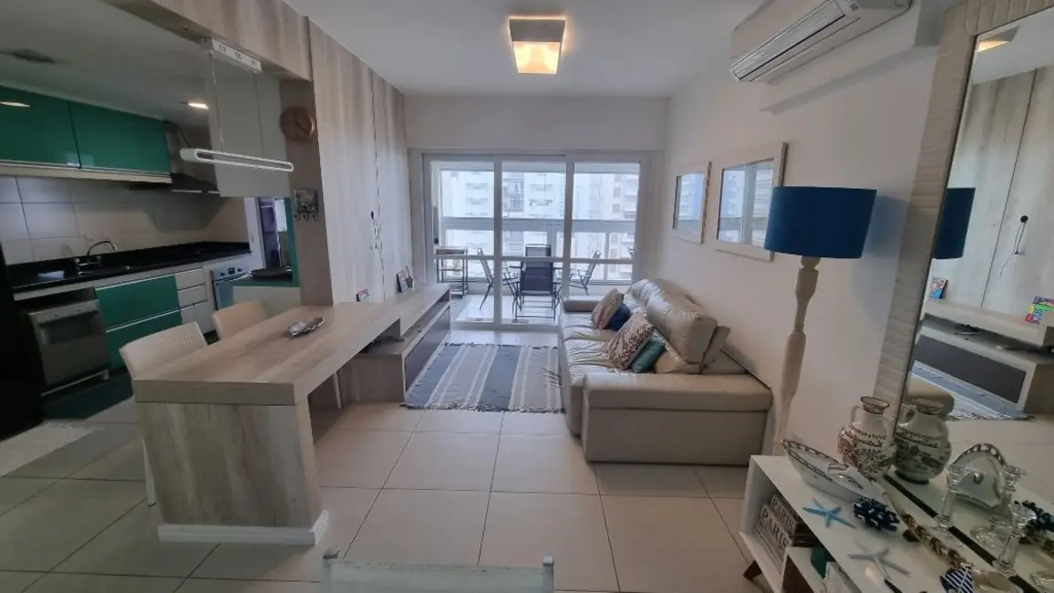 Foto 7 de Apartamento com 3 quartos à venda, 105m2 em Guaruja - SP