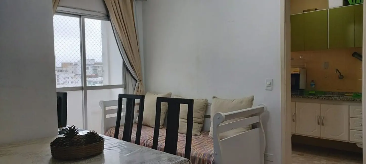 Foto 2 de Apartamento com 1 quarto à venda, 59m2 em Guaruja - SP
