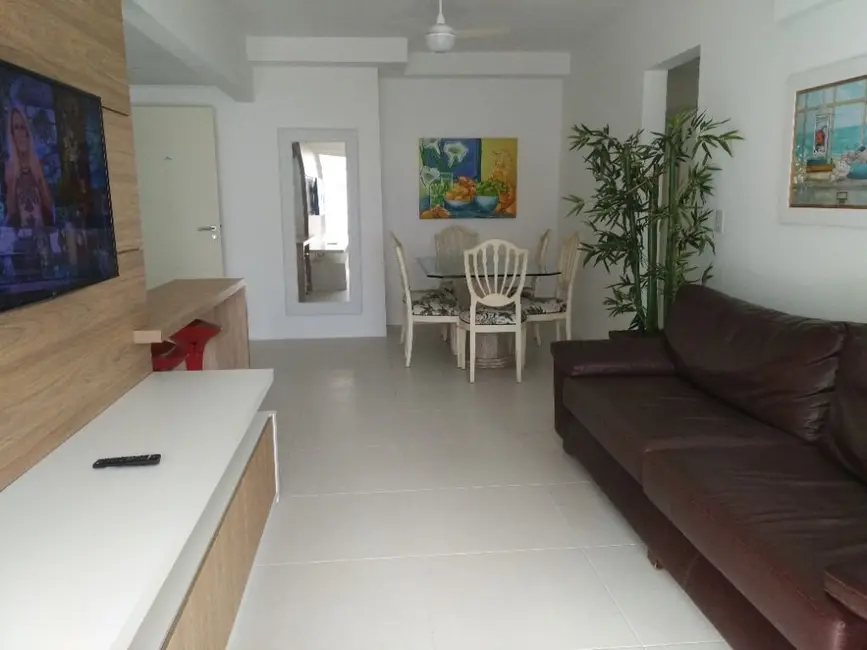 Foto 8 de Apartamento com 3 quartos à venda, 105m2 em Guaruja - SP