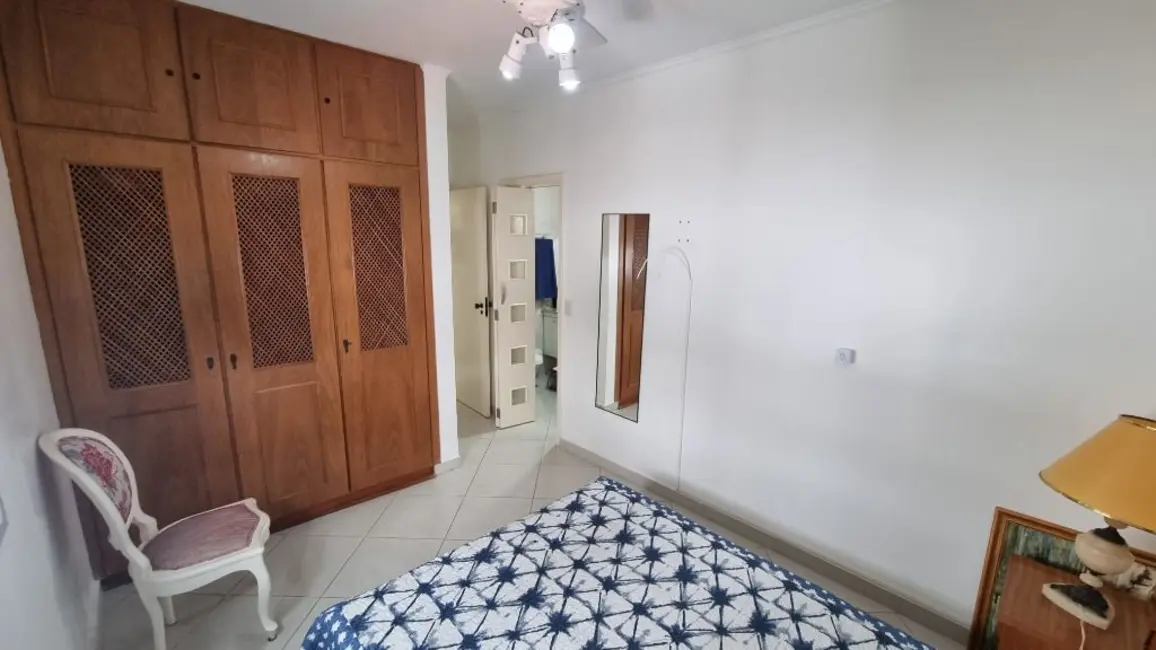 Foto 8 de Apartamento com 3 quartos à venda, 105m2 em Jardim Las Palmas, Guaruja - SP