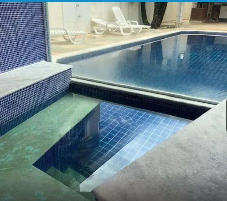 Casa de Condomínio com 5 quartos à venda e para alugar, 500m2 em Balneário Praia do Pernambuco, Guaruja - SP - imagem 4 Foto 4 de Casa de Condomínio com 5 quartos à venda e para alugar, 500m2 em Balneário Praia do Pernambuco, Guaruja - SP