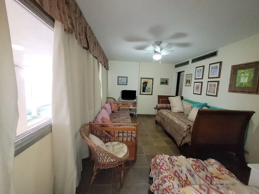 Foto 4 de Apartamento com 2 quartos à venda, 60m2 em Guaruja - SP