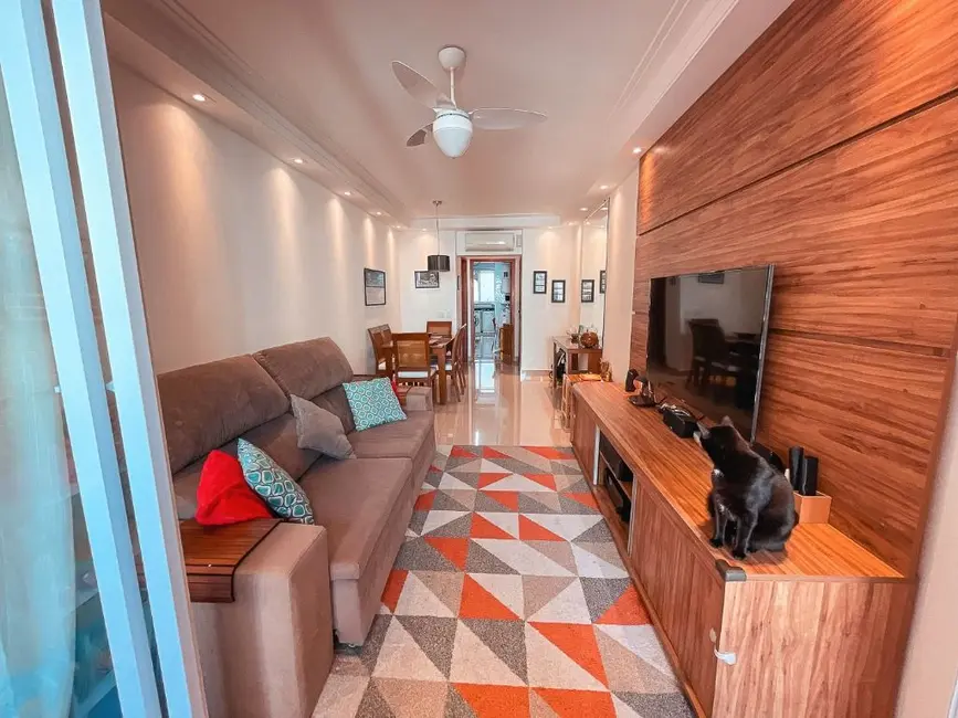 Apartamento com 2 quartos à venda, 92m2 em Barra Funda, Guaruja - SP - imagem 3 Foto 3 de Apartamento com 2 quartos à venda, 92m2 em Barra Funda, Guaruja - SP