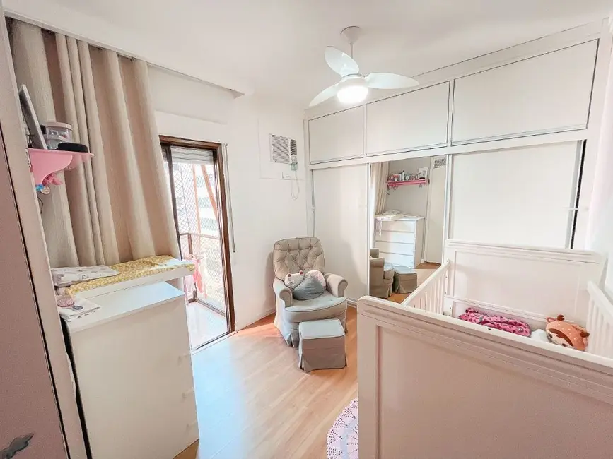 Apartamento com 2 quartos à venda, 92m2 em Barra Funda, Guaruja - SP - imagem 9 Foto 9 de Apartamento com 2 quartos à venda, 92m2 em Barra Funda, Guaruja - SP