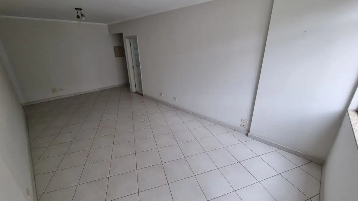 Apartamento com 2 quartos à venda, 94m2 em Vila Maia, Guaruja - SP - imagem 3 Foto 3 de Apartamento com 2 quartos à venda, 94m2 em Vila Maia, Guaruja - SP