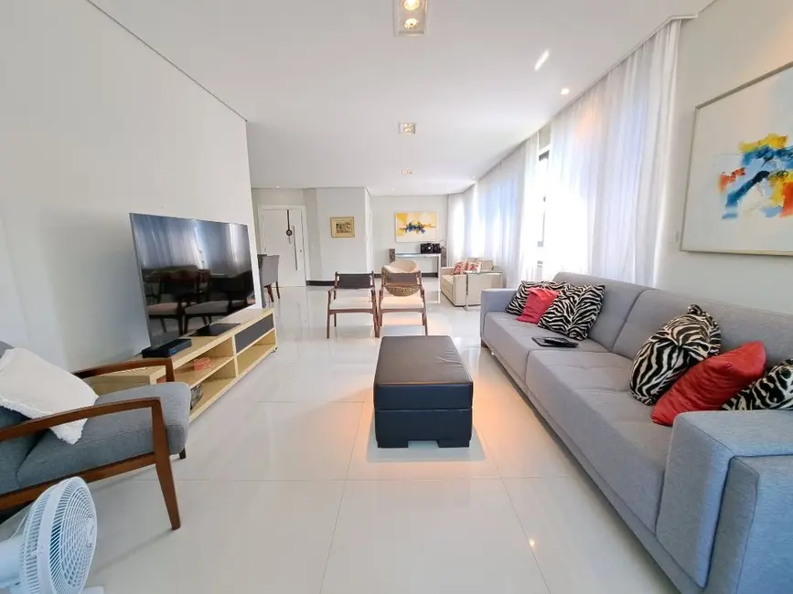 Foto 1 de Apartamento com 3 quartos à venda, 180m2 em Barra Funda, Guaruja - SP