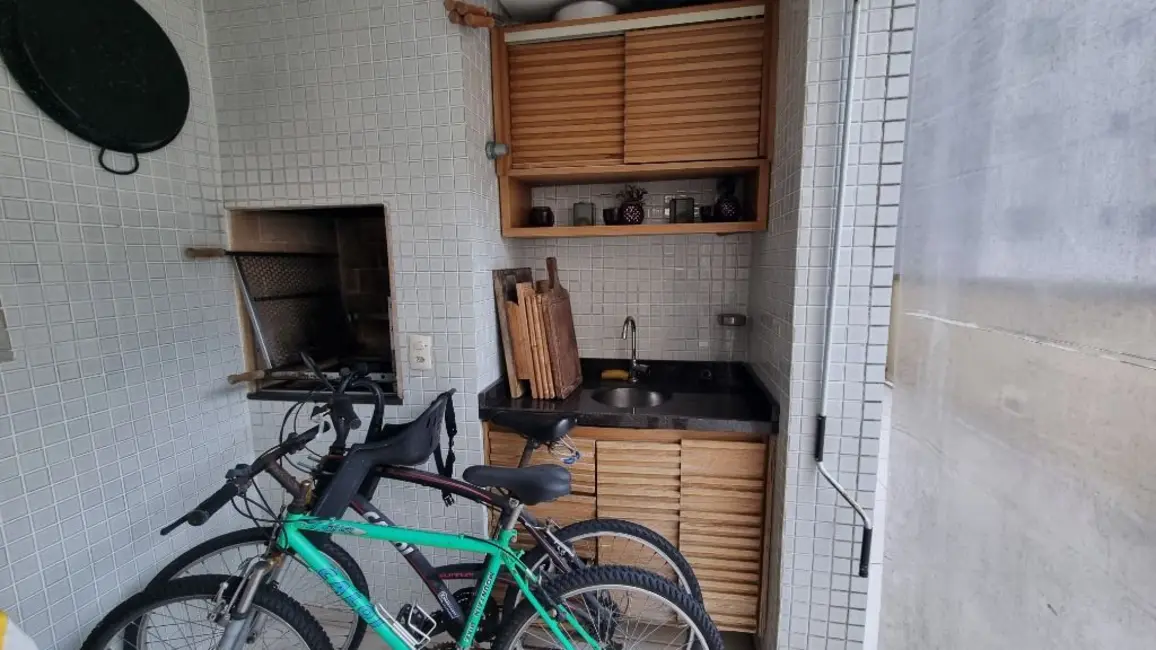 Foto 6 de Apartamento com 3 quartos à venda e para alugar, 215m2 em Barra Funda, Guaruja - SP