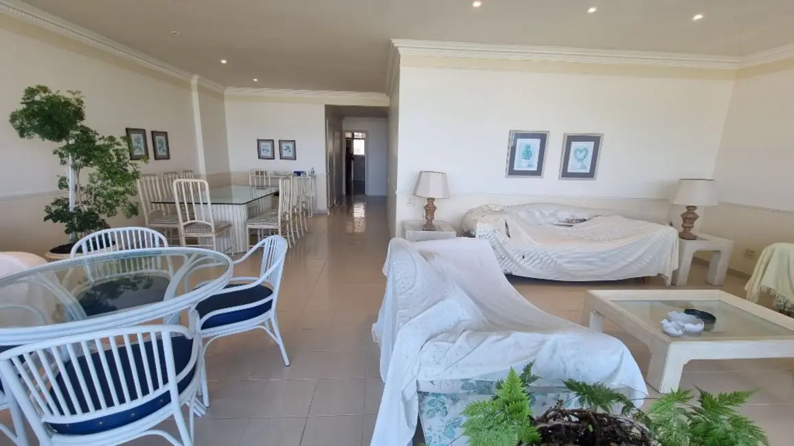 Apartamento com 3 quartos à venda, 194m2 em Guaruja - SP - imagem 3 Foto 3 de Apartamento com 3 quartos à venda, 194m2 em Guaruja - SP