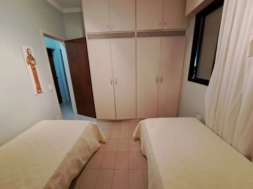 Foto 9 de Apartamento com 2 quartos à venda, 143m2 em Guaruja - SP