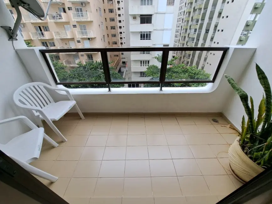 Foto 4 de Apartamento com 2 quartos à venda, 143m2 em Guaruja - SP