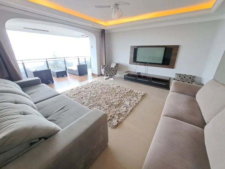 Foto 4 de Apartamento com 3 quartos à venda, 290m2 em Guaruja - SP