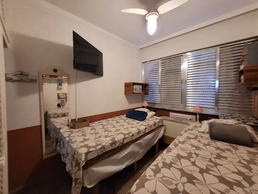 Apartamento com 3 quartos à venda, 126m2 em Barra Funda, Guaruja - SP - imagem 9 Foto 9 de Apartamento com 3 quartos à venda, 126m2 em Barra Funda, Guaruja - SP