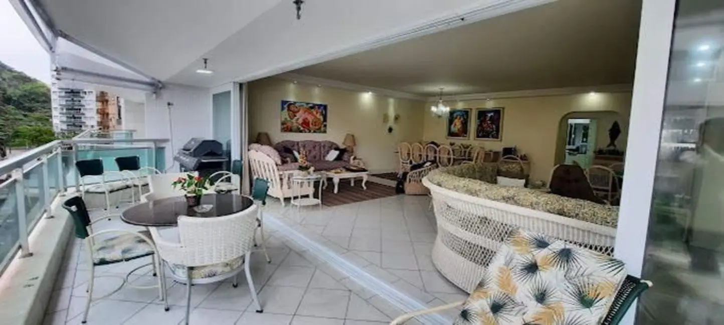 Foto 7 de Apartamento com 4 quartos à venda, 250m2 em Guaruja - SP
