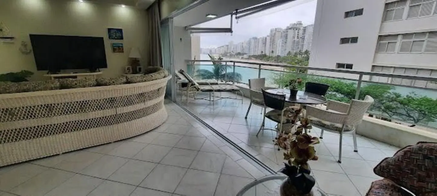 Foto 8 de Apartamento com 4 quartos à venda, 250m2 em Guaruja - SP