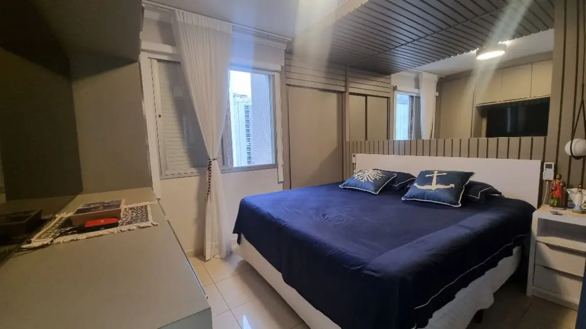 Foto 7 de Apartamento com 2 quartos à venda, 90m2 em Guaruja - SP