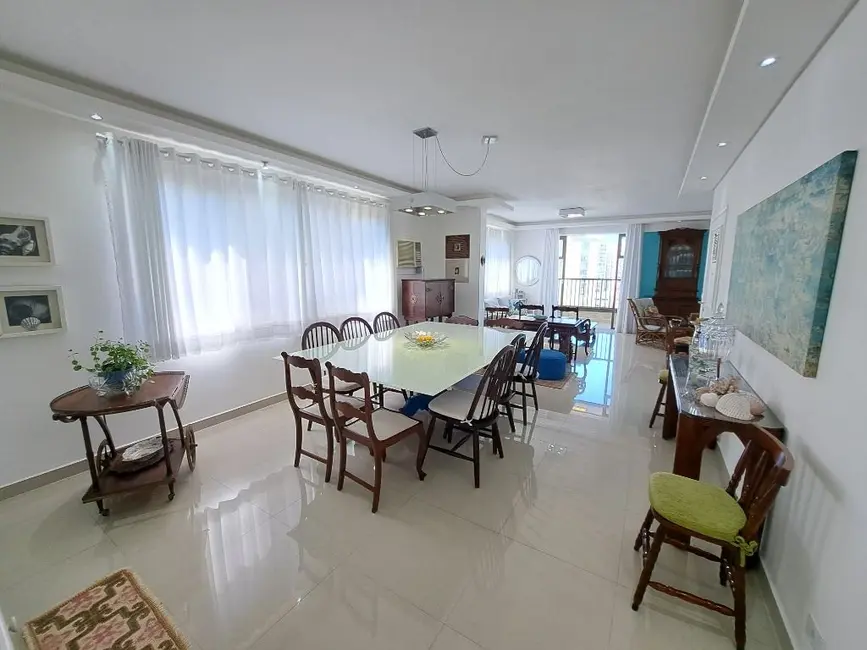 Apartamento com 5 quartos à venda, 230m2 em Guaruja - SP - imagem 8 Foto 8 de Apartamento com 5 quartos à venda, 230m2 em Guaruja - SP