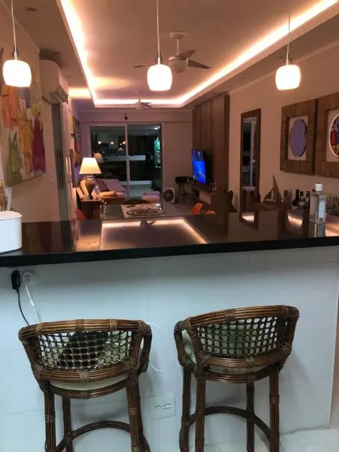 Foto 3 de Apartamento com 3 quartos à venda e para alugar, 117m2 em Jardim Astúrias, Guaruja - SP