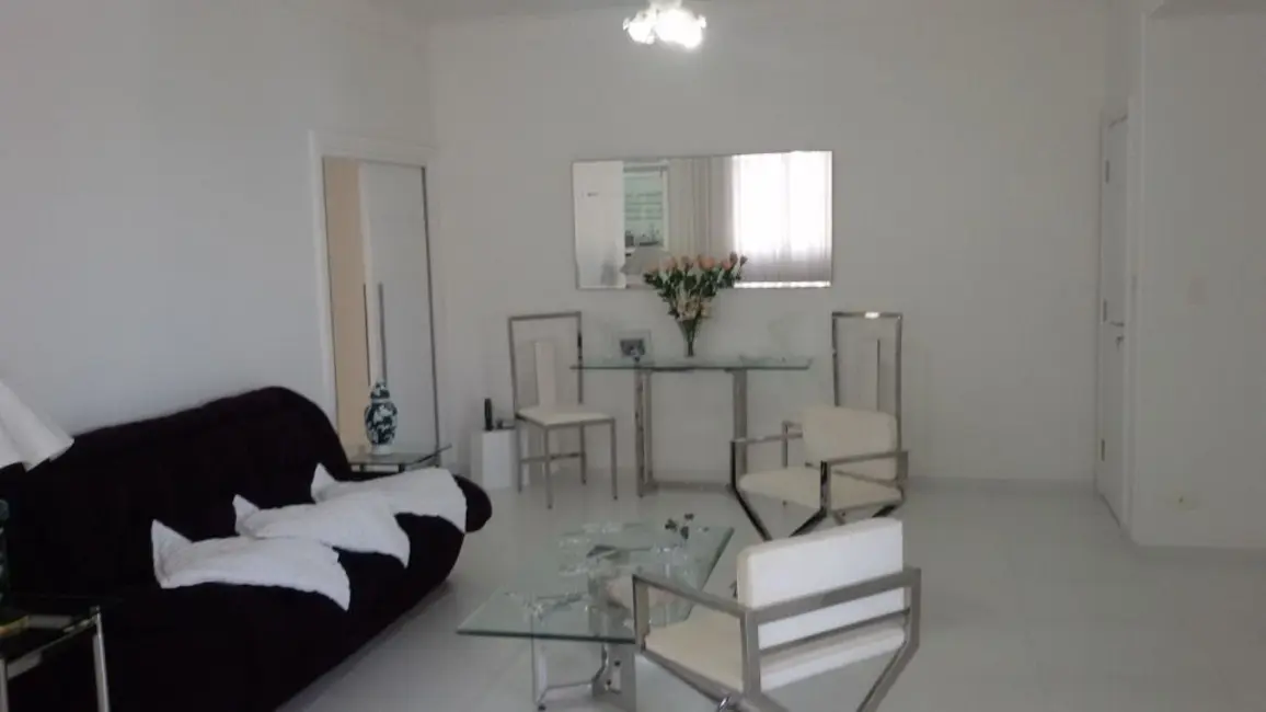 Apartamento com 4 quartos à venda, 235m2 em Guaruja - SP - imagem 2 Foto 2 de Apartamento com 4 quartos à venda, 235m2 em Guaruja - SP