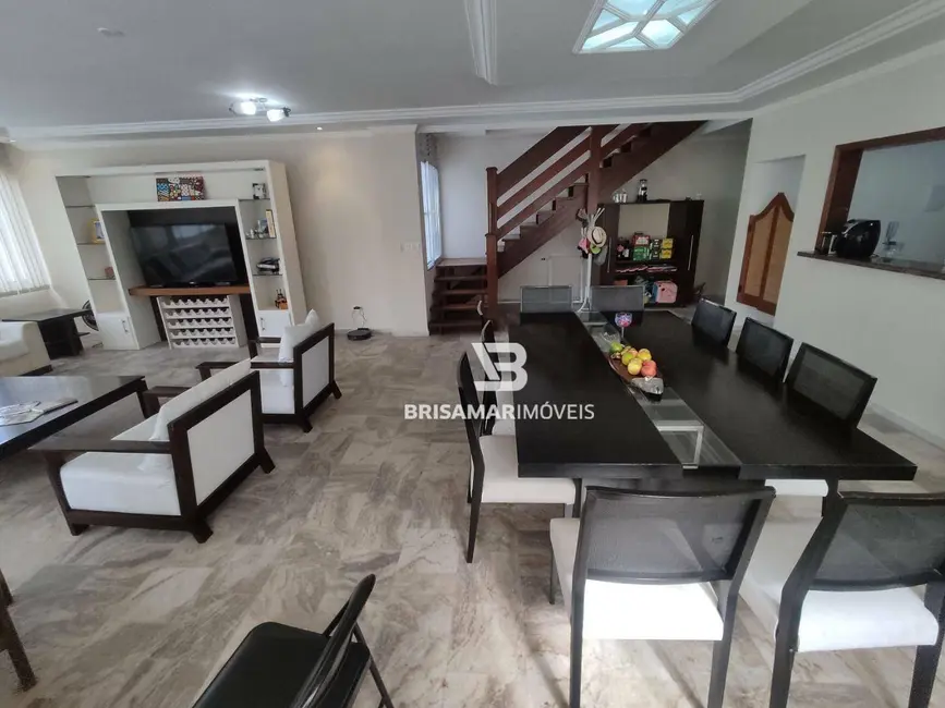 Cobertura com 5 quartos à venda, 400m2 em Guaruja - SP - imagem 7 Foto 7 de Cobertura com 5 quartos à venda, 400m2 em Guaruja - SP