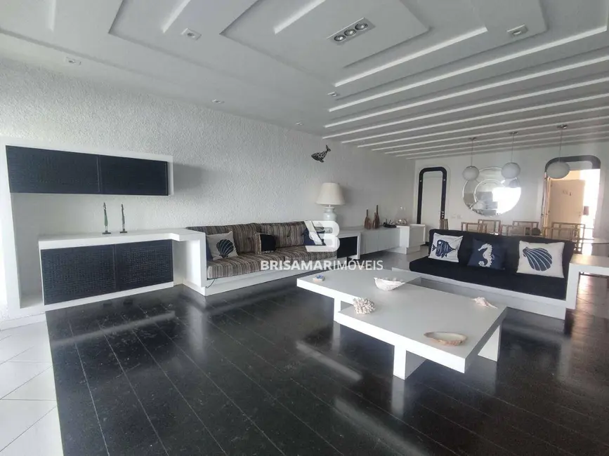 Foto 9 de Apartamento com 3 quartos à venda, 220m2 em Guaruja - SP