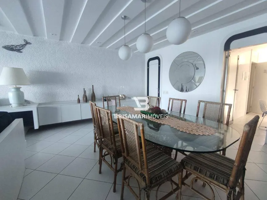 Foto 5 de Apartamento com 3 quartos à venda, 220m2 em Guaruja - SP