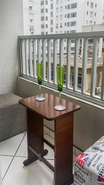 Foto 1 de Apartamento com 2 quartos à venda, 70m2 em Guaruja - SP