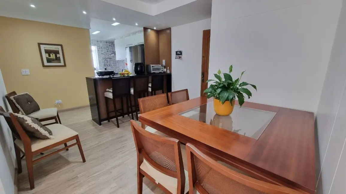 Foto 6 de Apartamento com 3 quartos à venda, 85m2 em Vila Alzira, Guaruja - SP