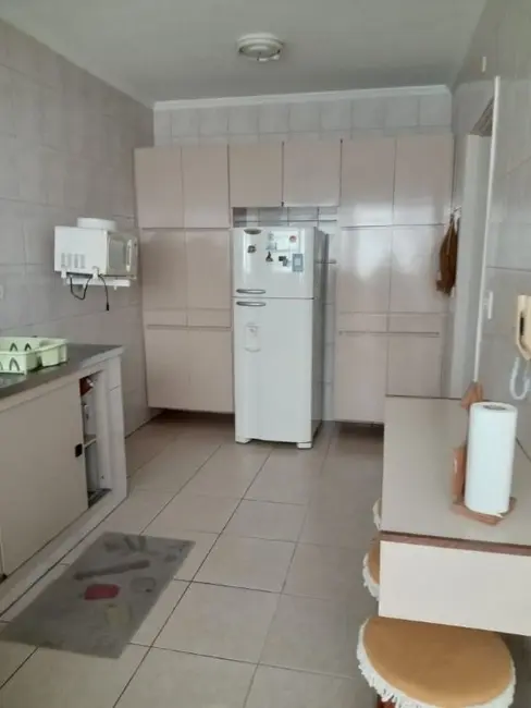 Foto 9 de Apartamento com 2 quartos à venda, 85m2 em Guaruja - SP