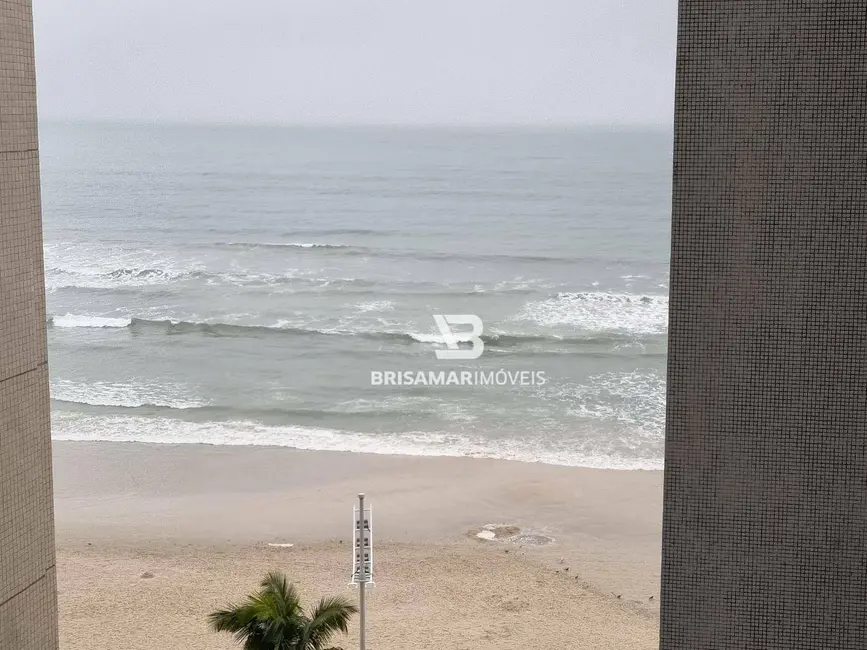 Apartamento com 3 quartos à venda, 106m2 em Guaruja - SP - imagem 1 Foto 1 de Apartamento com 3 quartos à venda, 106m2 em Guaruja - SP