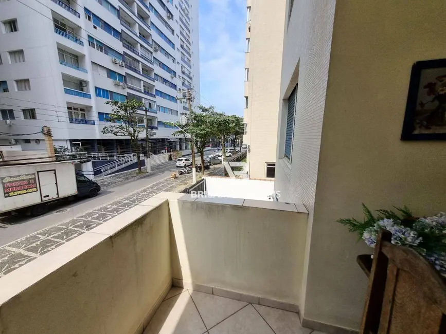 Apartamento com 3 quartos à venda e para alugar, 150m2 em Guaruja - SP - imagem 6 Foto 6 de Apartamento com 3 quartos à venda e para alugar, 150m2 em Guaruja - SP