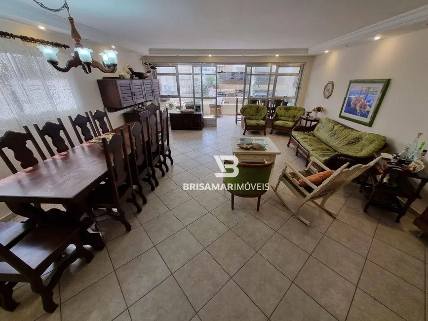 Apartamento com 3 quartos à venda e para alugar, 150m2 em Guaruja - SP - imagem 4 Foto 4 de Apartamento com 3 quartos à venda e para alugar, 150m2 em Guaruja - SP