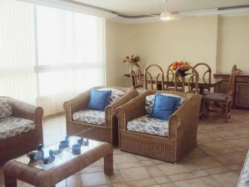 Apartamento com 3 quartos à venda, 140m2 em Guaruja - SP - imagem 2 Foto 2 de Apartamento com 3 quartos à venda, 140m2 em Guaruja - SP