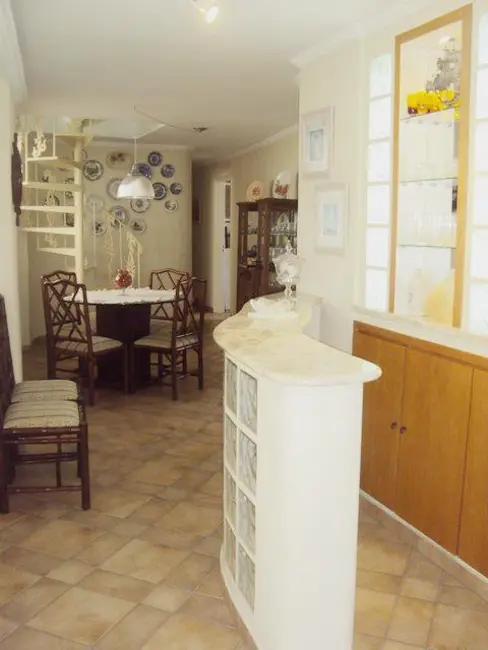 Apartamento com 3 quartos à venda, 140m2 em Guaruja - SP - imagem 5 Foto 5 de Apartamento com 3 quartos à venda, 140m2 em Guaruja - SP