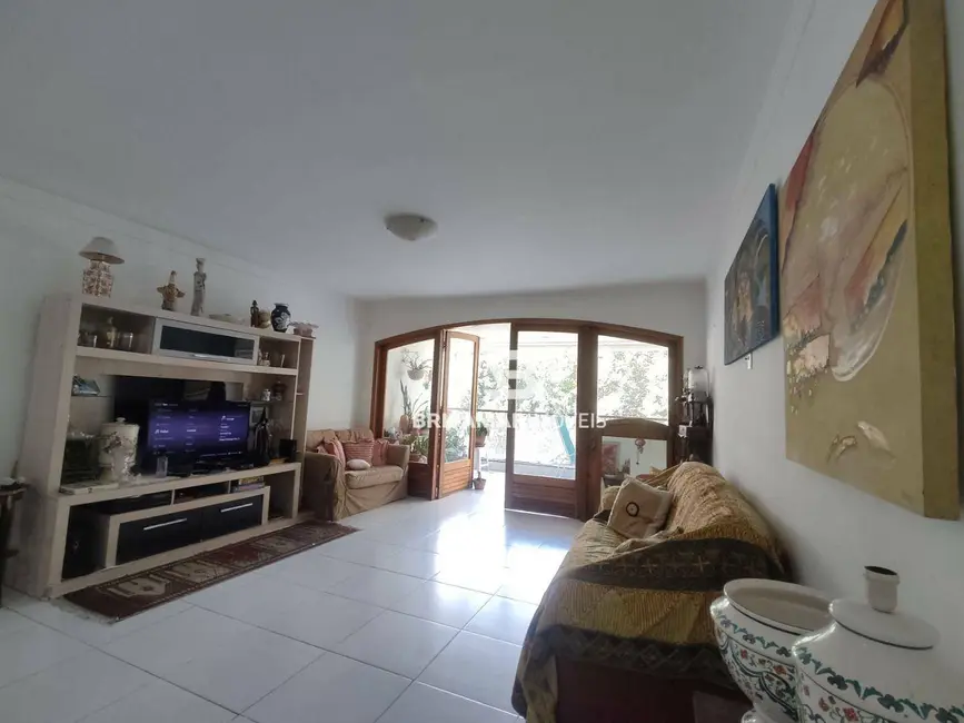 Foto 1 de Apartamento com 3 quartos à venda, 136m2 em Barra Funda, Guaruja - SP