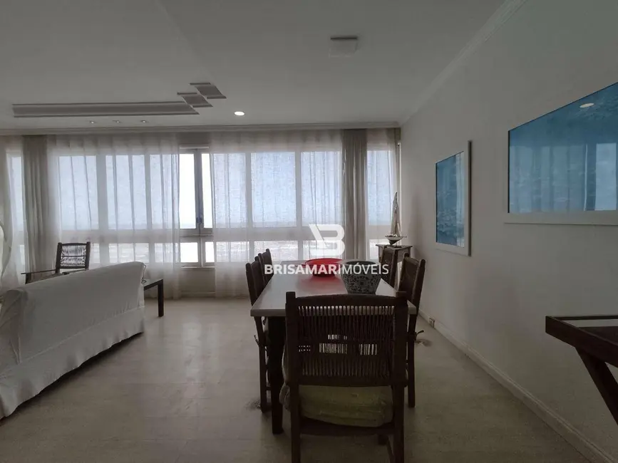 Apartamento com 4 quartos para alugar, 185m2 em Guaruja - SP - imagem 8 Foto 8 de Apartamento com 4 quartos para alugar, 185m2 em Guaruja - SP