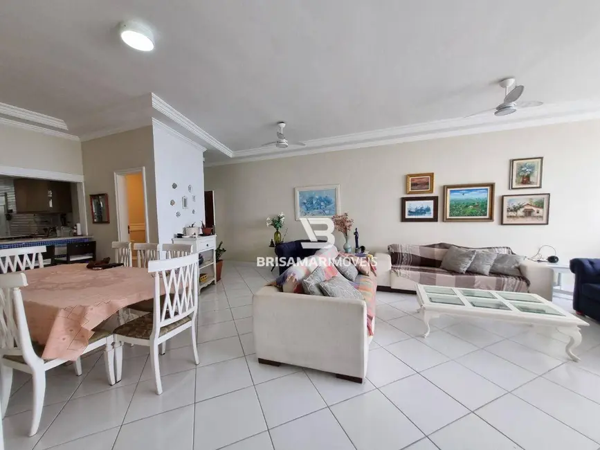 Apartamento com 3 quartos à venda, 185m2 em Guaruja - SP - imagem 8 Foto 8 de Apartamento com 3 quartos à venda, 185m2 em Guaruja - SP