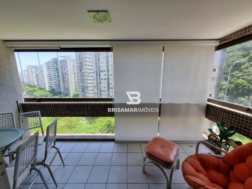 Apartamento com 3 quartos à venda, 110m2 em Guaruja - SP - imagem 6 Foto 6 de Apartamento com 3 quartos à venda, 110m2 em Guaruja - SP