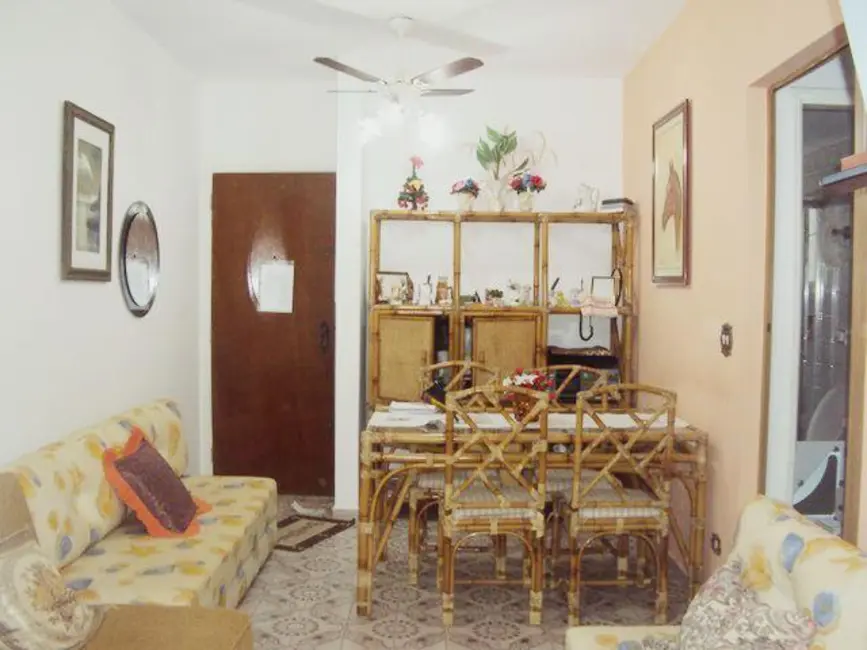 Foto 1 de Apartamento com 1 quarto à venda, 60m2 em Guaruja - SP