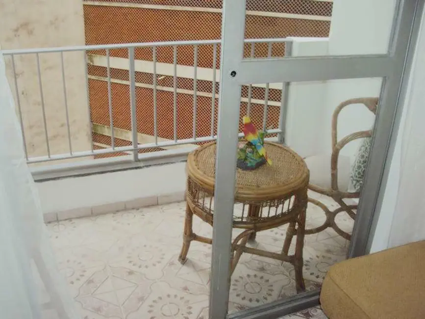 Foto 2 de Apartamento com 1 quarto à venda, 60m2 em Guaruja - SP
