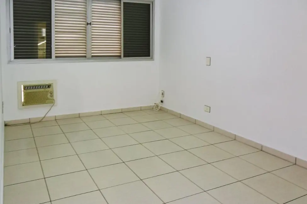 Apartamento com 3 quartos à venda, 129m2 em Guaruja - SP - imagem 9 Foto 9 de Apartamento com 3 quartos à venda, 129m2 em Guaruja - SP