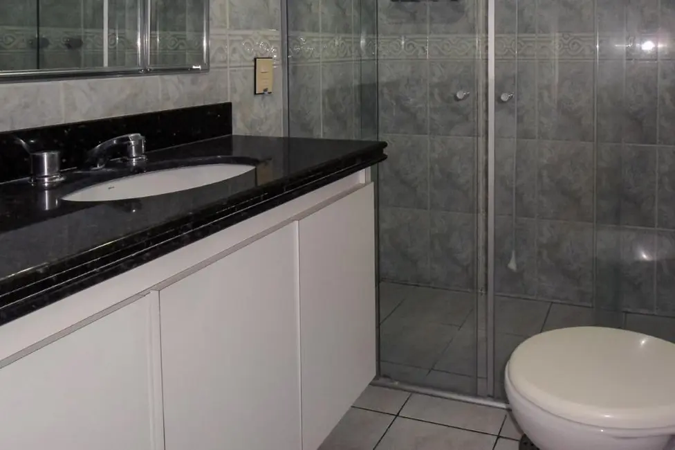 Apartamento com 3 quartos à venda, 129m2 em Guaruja - SP - imagem 8 Foto 8 de Apartamento com 3 quartos à venda, 129m2 em Guaruja - SP