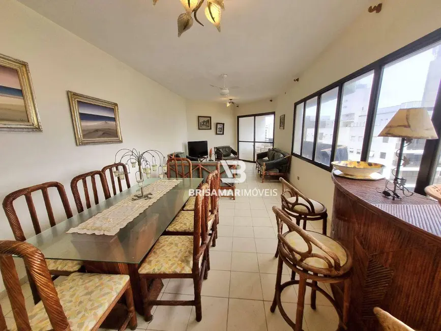 Apartamento com 3 quartos à venda, 260m2 em Guaruja - SP - imagem 2 Foto 2 de Apartamento com 3 quartos à venda, 260m2 em Guaruja - SP