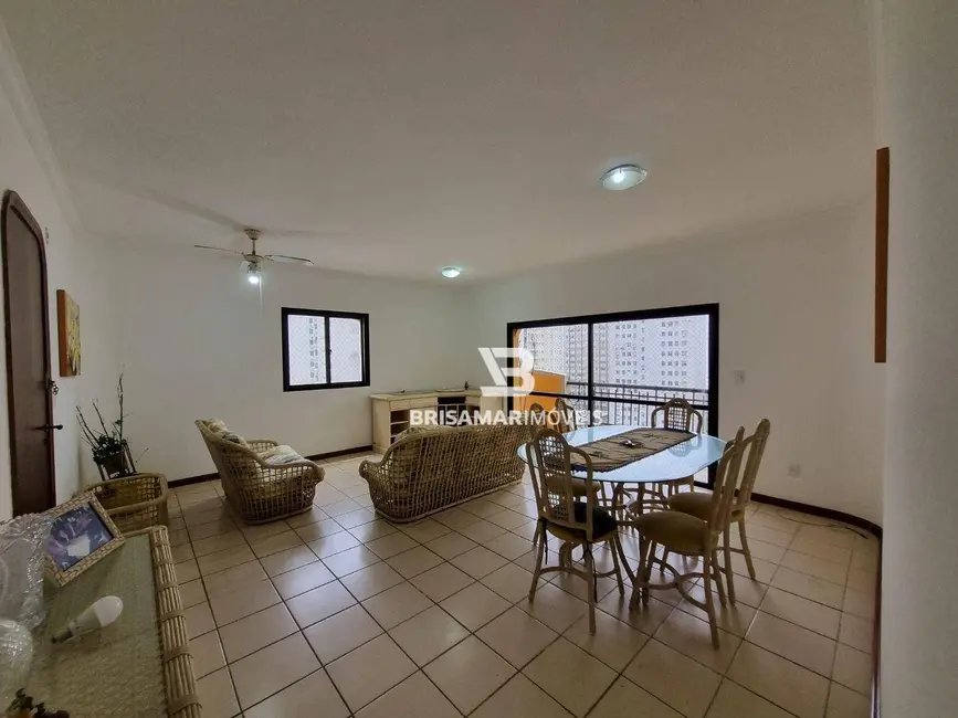 Apartamento com 4 quartos à venda, 218m2 em Barra Funda, Guaruja - SP - imagem 3 Foto 3 de Apartamento com 4 quartos à venda, 218m2 em Barra Funda, Guaruja - SP